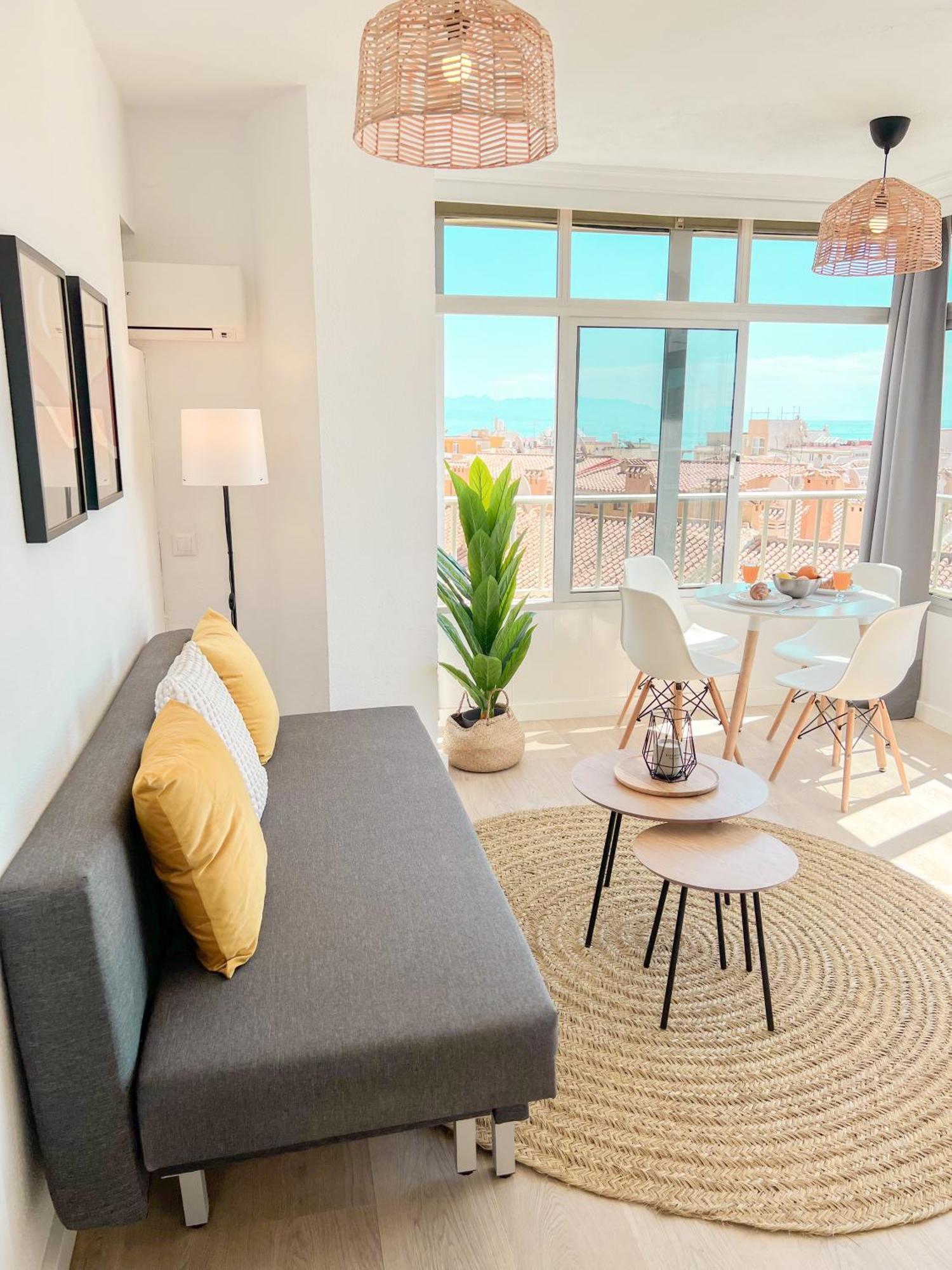 Palm Beach Aparment Sea Views 토레몰리노스 외부 사진