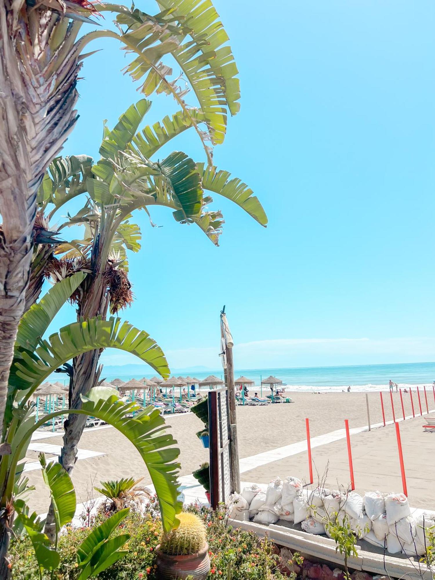 Palm Beach Aparment Sea Views 토레몰리노스 외부 사진